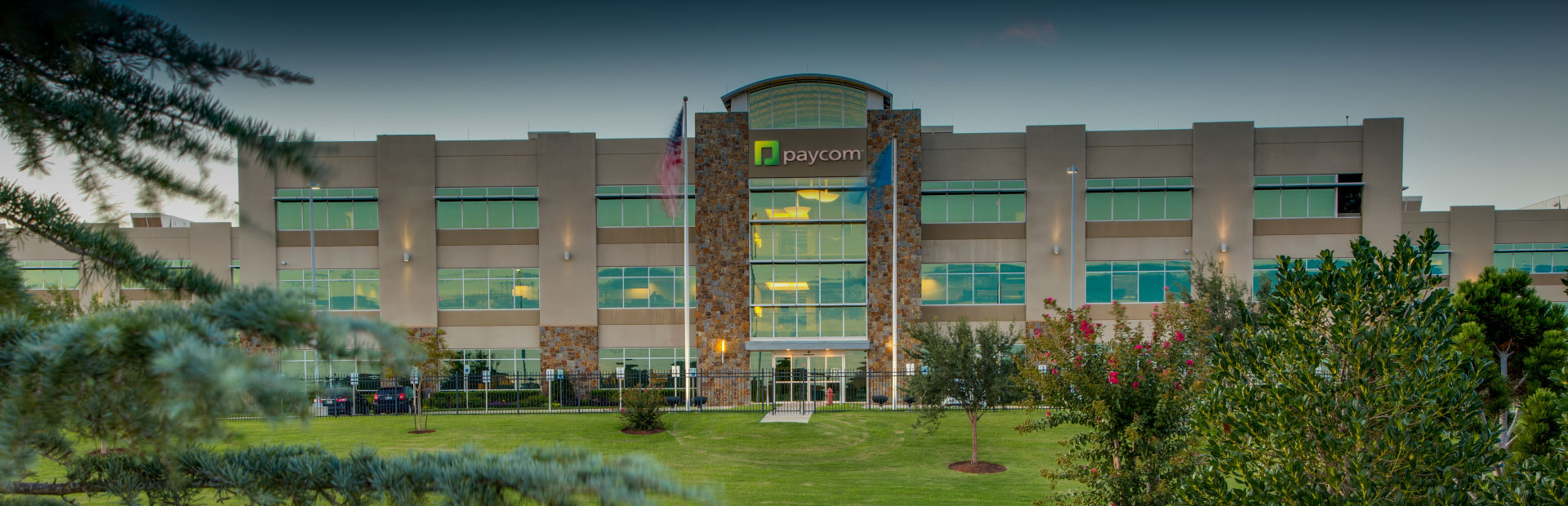 payroll-and-hr-software-in-corporate-hq-paycom